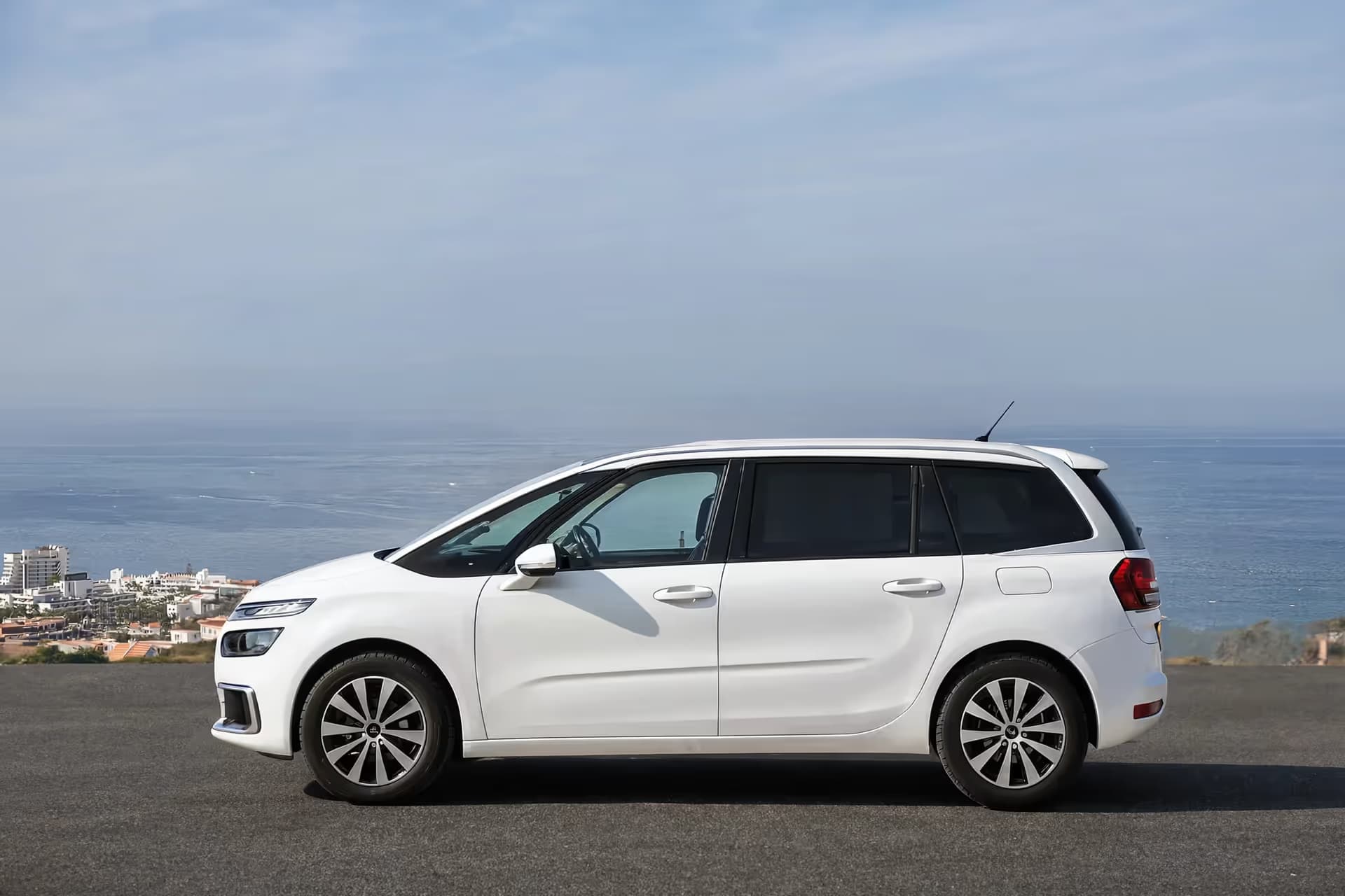 Прокат Citroen Citroen Gran Picasso 7 seater в Tenerife